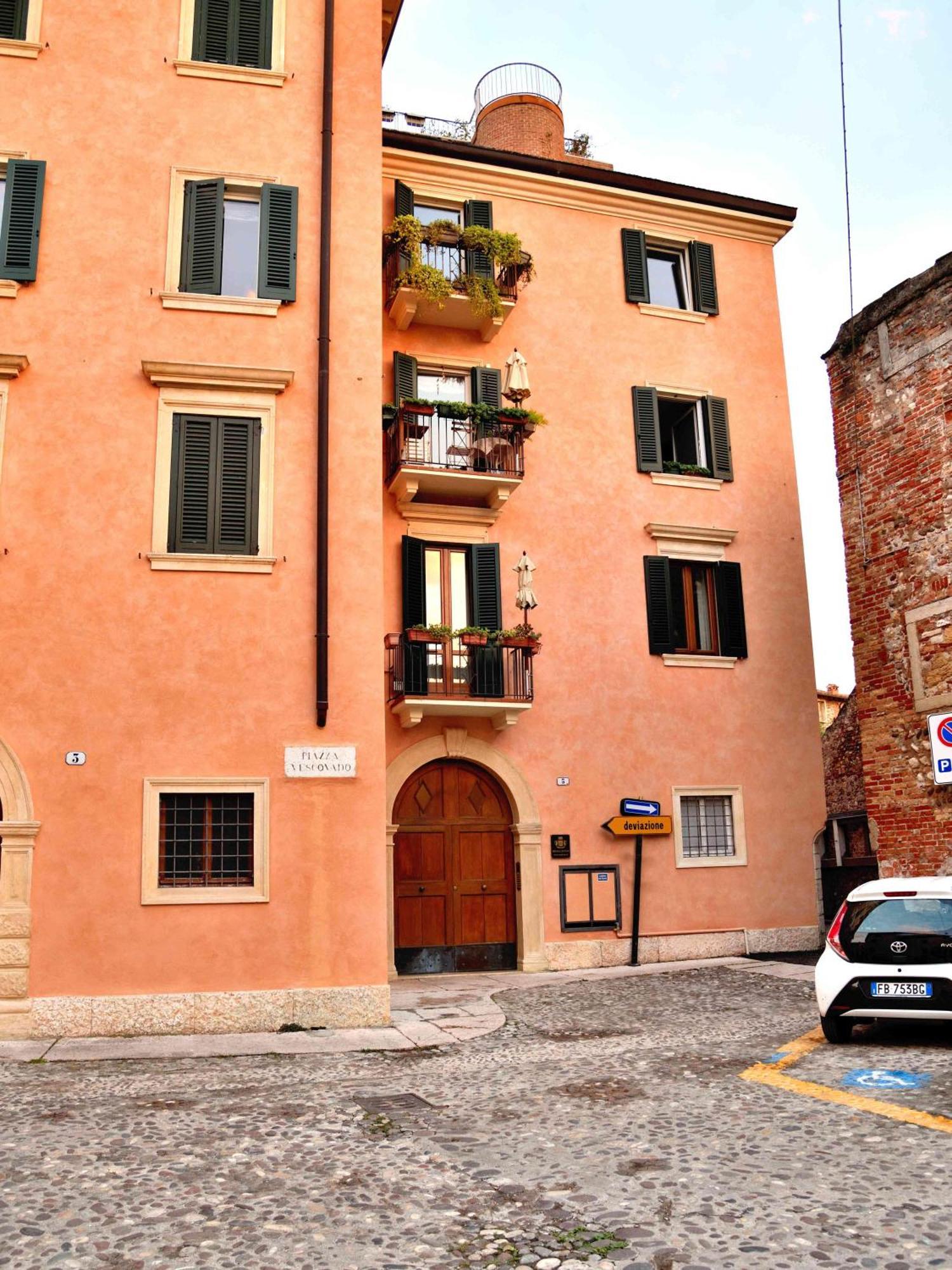 Regal House Verona Vescovado Экстерьер фото